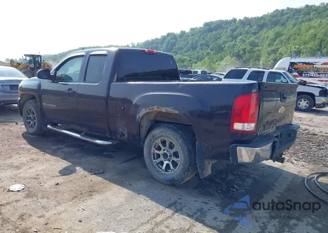 2008 Chevrolet Silverado K1500 z USA, uszkodzony, nr VIN 2GCEK19C181238880